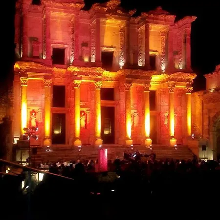 Ephesus Suites Inn